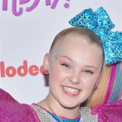 was jojo siwa in dance moms was she a guest star or part of the cast?